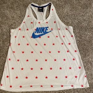 Nike top
